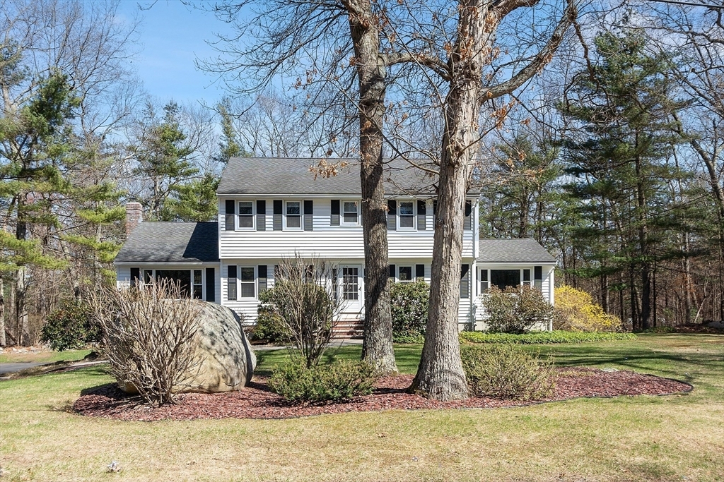 Property Photo: 42 Lovett Ln MA 01863