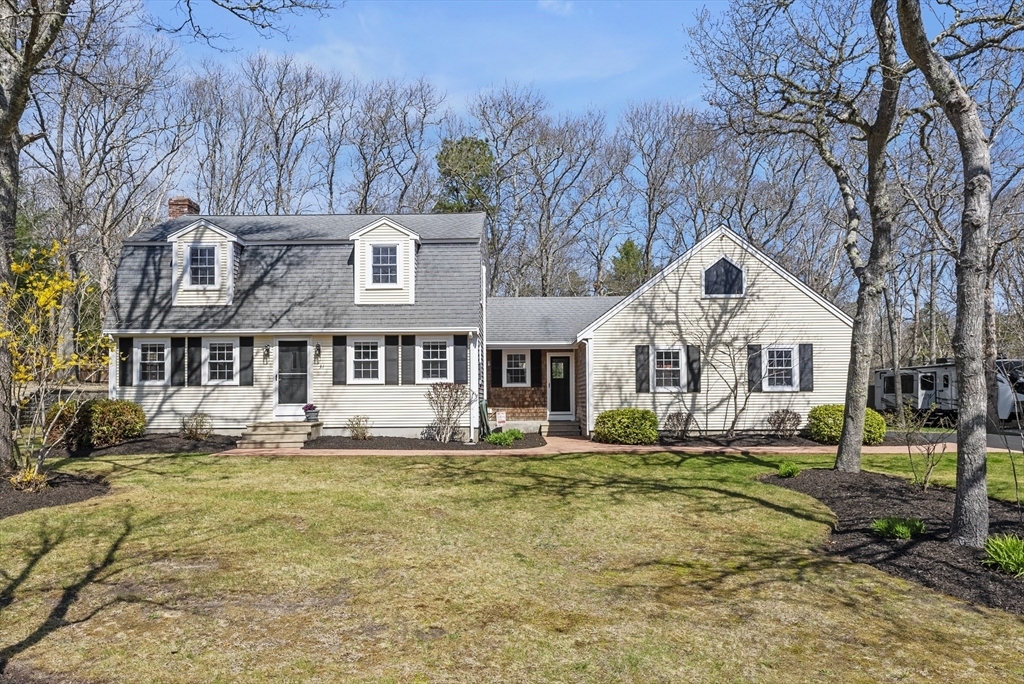 Property Photo: 31 Holly Ridge Dr MA 02563