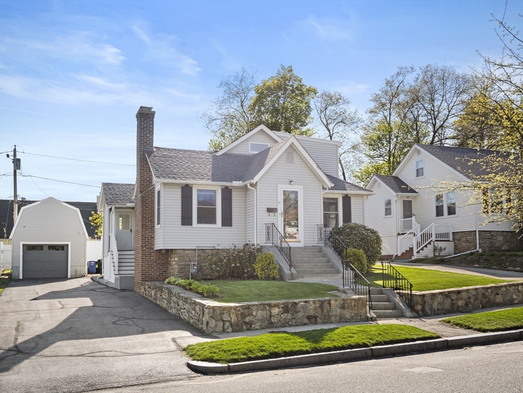 Property Photo: 14 Knowles Road MA 01602