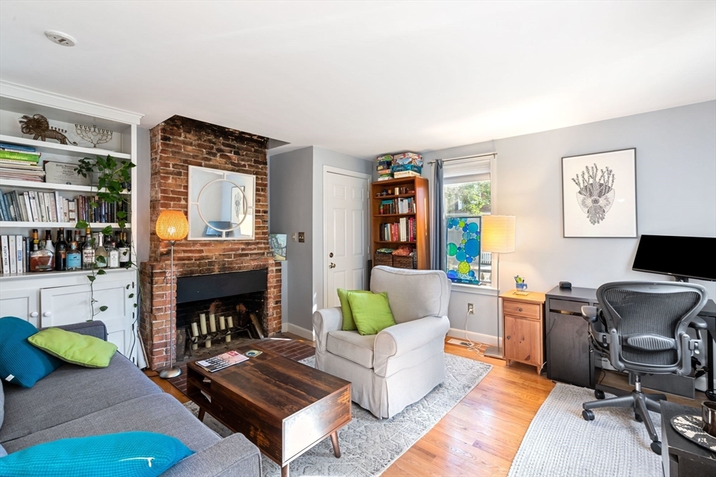 Property Photo: 7 Cottage Street 7 MA 02139