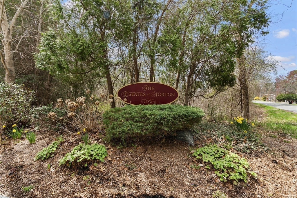 Property Photo: 5 Eileen Rd MA 02766