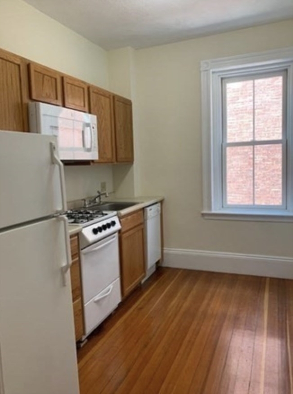 Property Photo: 38 Kilsyth 23 MA 02445