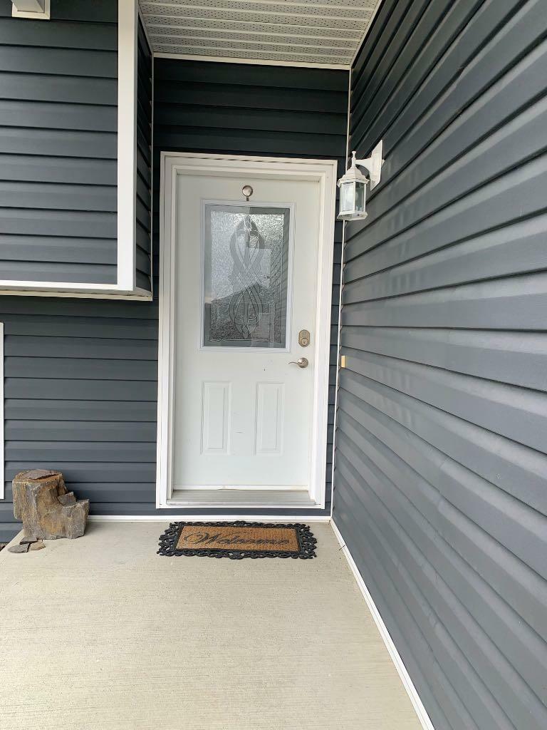 Property Photo: 30 Ridgeway Point AB T7S 0B9