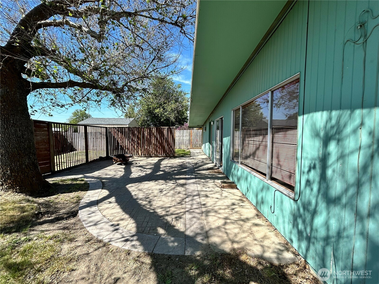 Property Photo: 9010 Bong Loop WA 98837