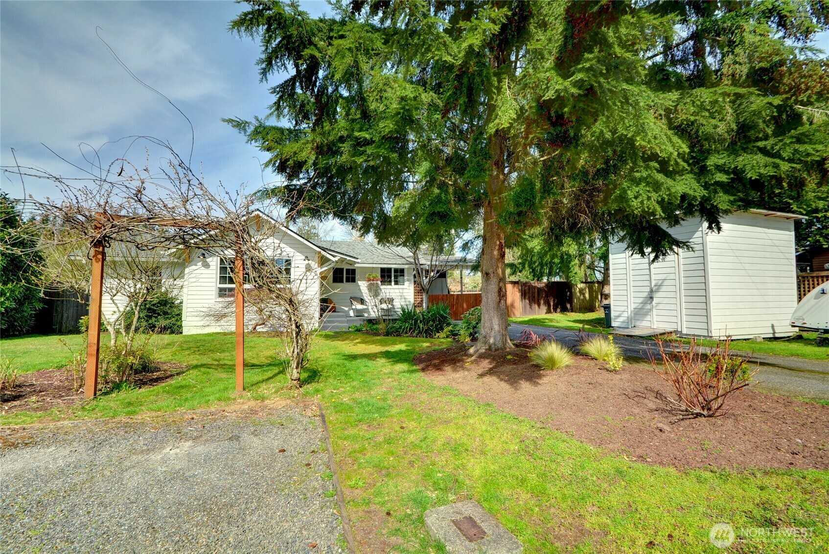 Property Photo: 5633 86th Place NE WA 98270