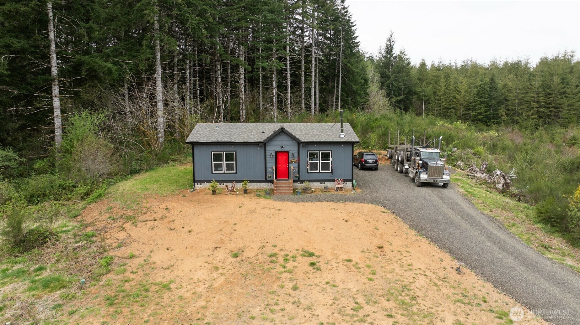 Property Photo: 1955 US Hwy 101 WA 98550