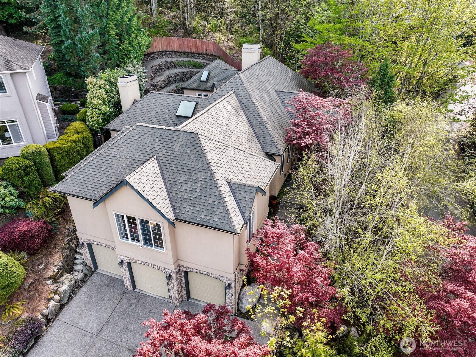 17247 SE 54th Place  Bellevue WA 98006 photo