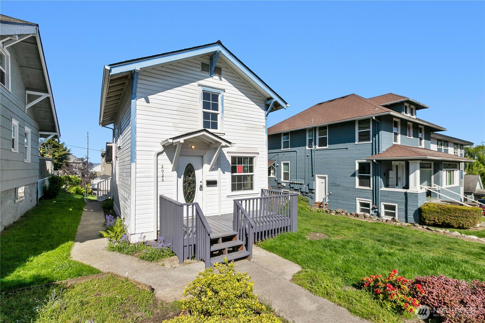 Property Photo: 2928 Nassau Street WA 98201