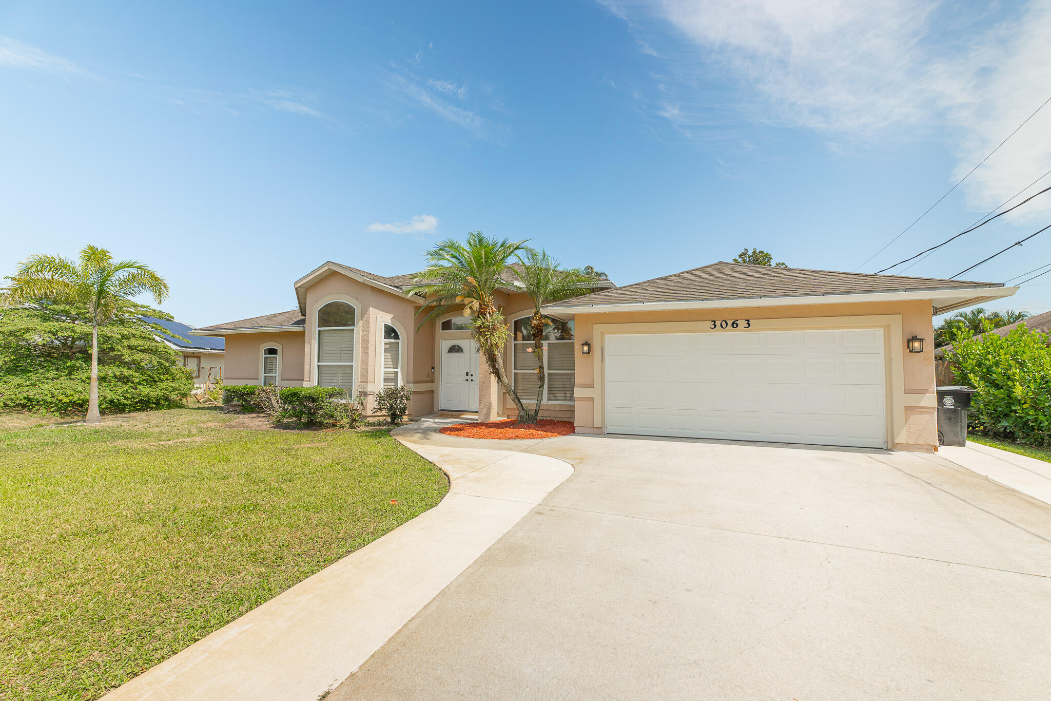 Property Photo: 3063 SE Galt Circle FL 34984