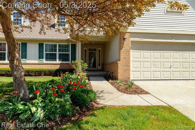 Property Photo: 6424 Heron Park Way 41 MI 48346