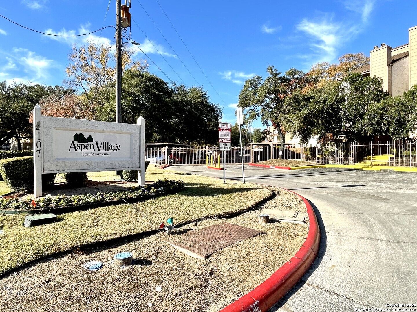 Property Photo: 4107 Medical 1204 TX 78229