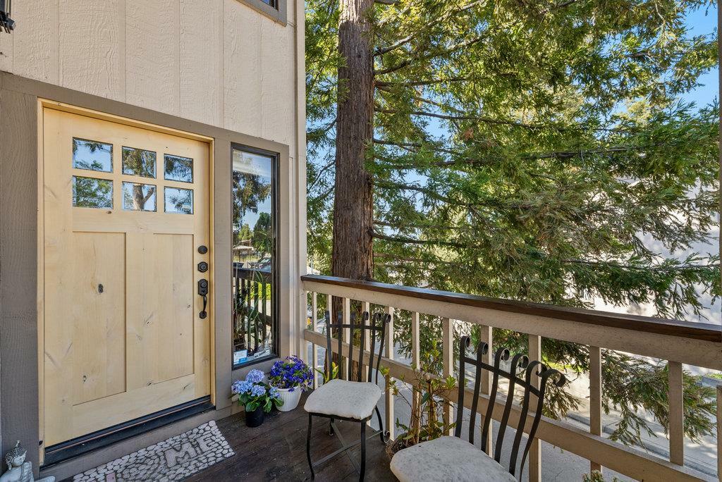Property Photo: 1112 Holmes Way CA 94541