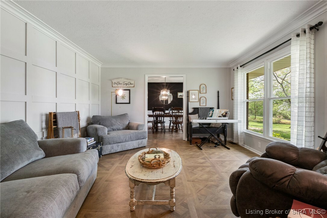 Property Photo: 800 Yankee Way SW IN 47112