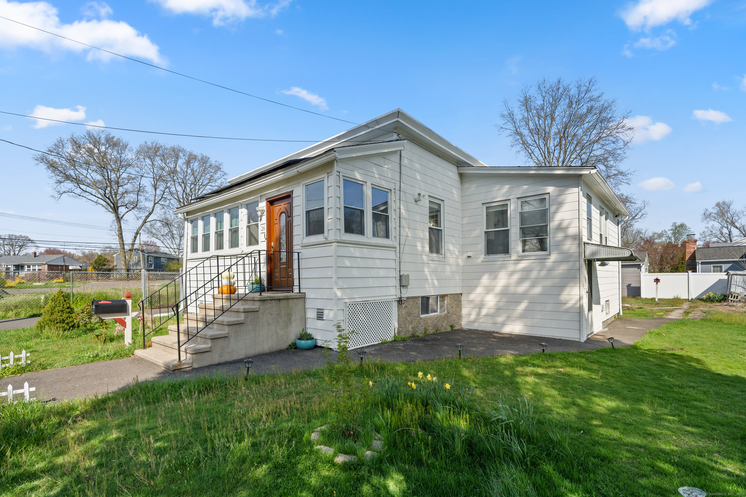 26 Porter Street  Stratford CT 06614 photo