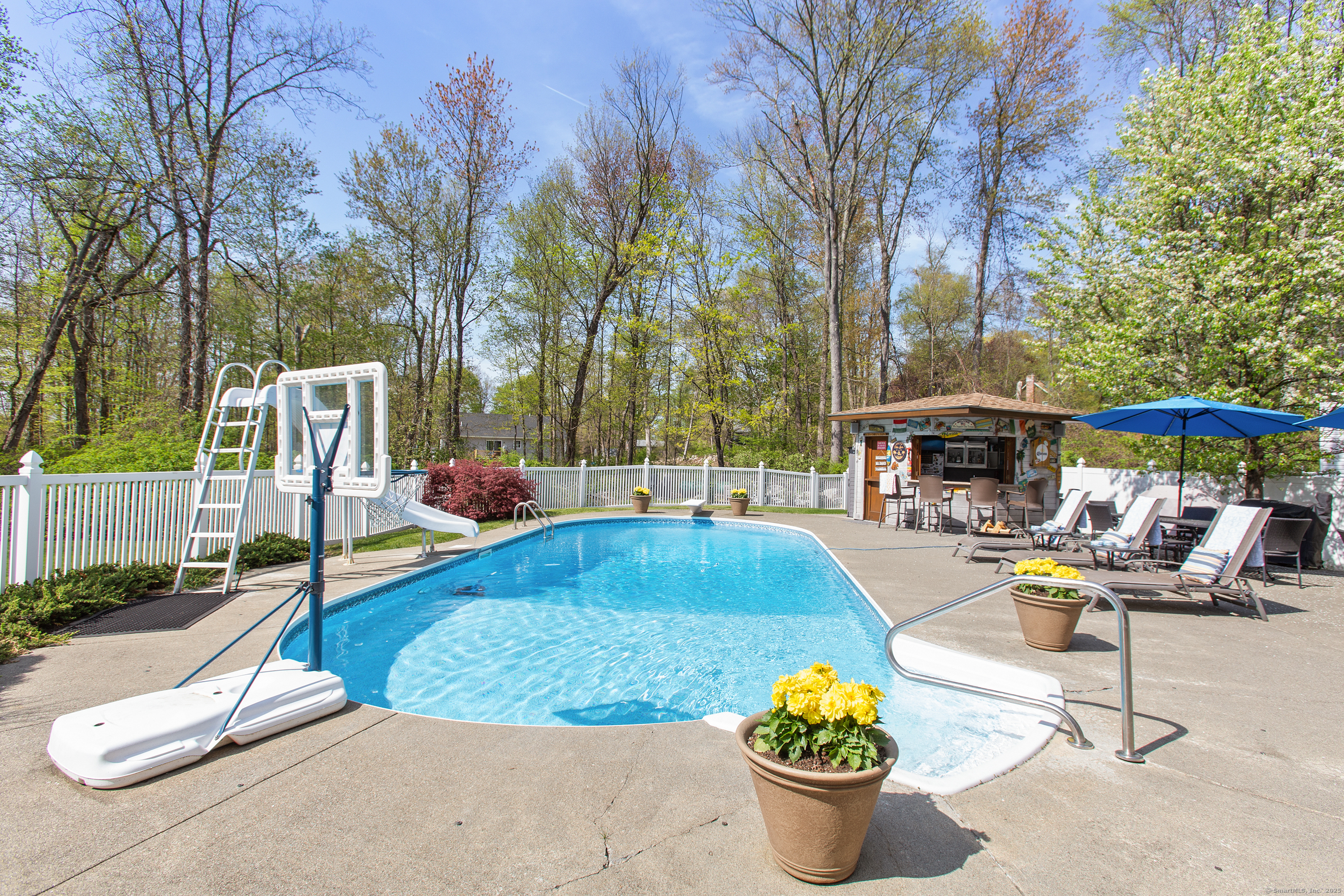 Property Photo: 16B Westview Trail CT 06812