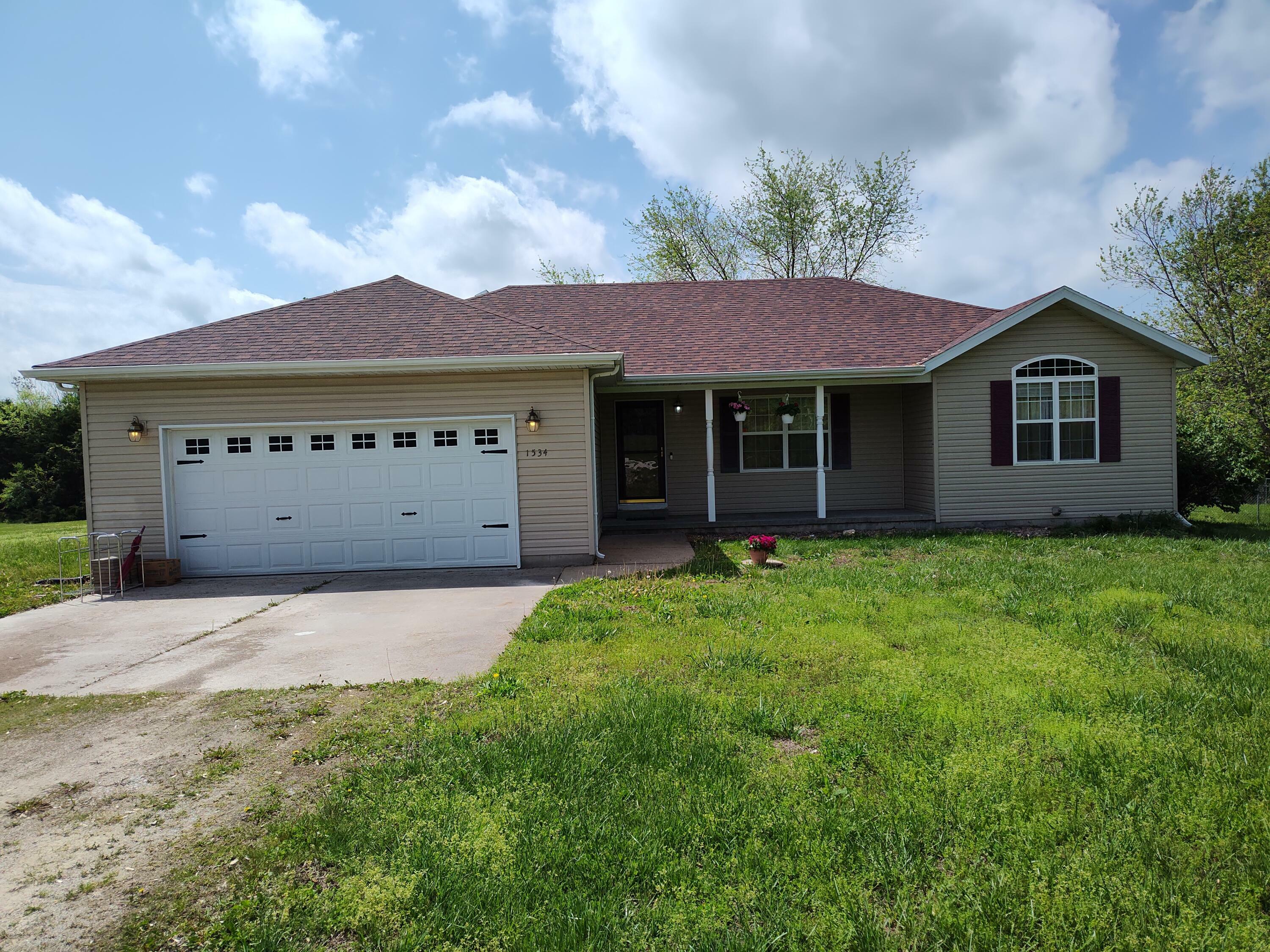 Property Photo: 1534 Sunny Acres Place MO 65613
