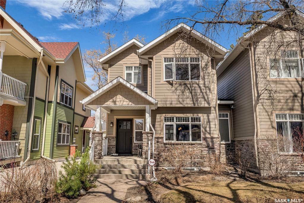 1025 10th Street E  Saskatoon SK S7H 0H8 photo