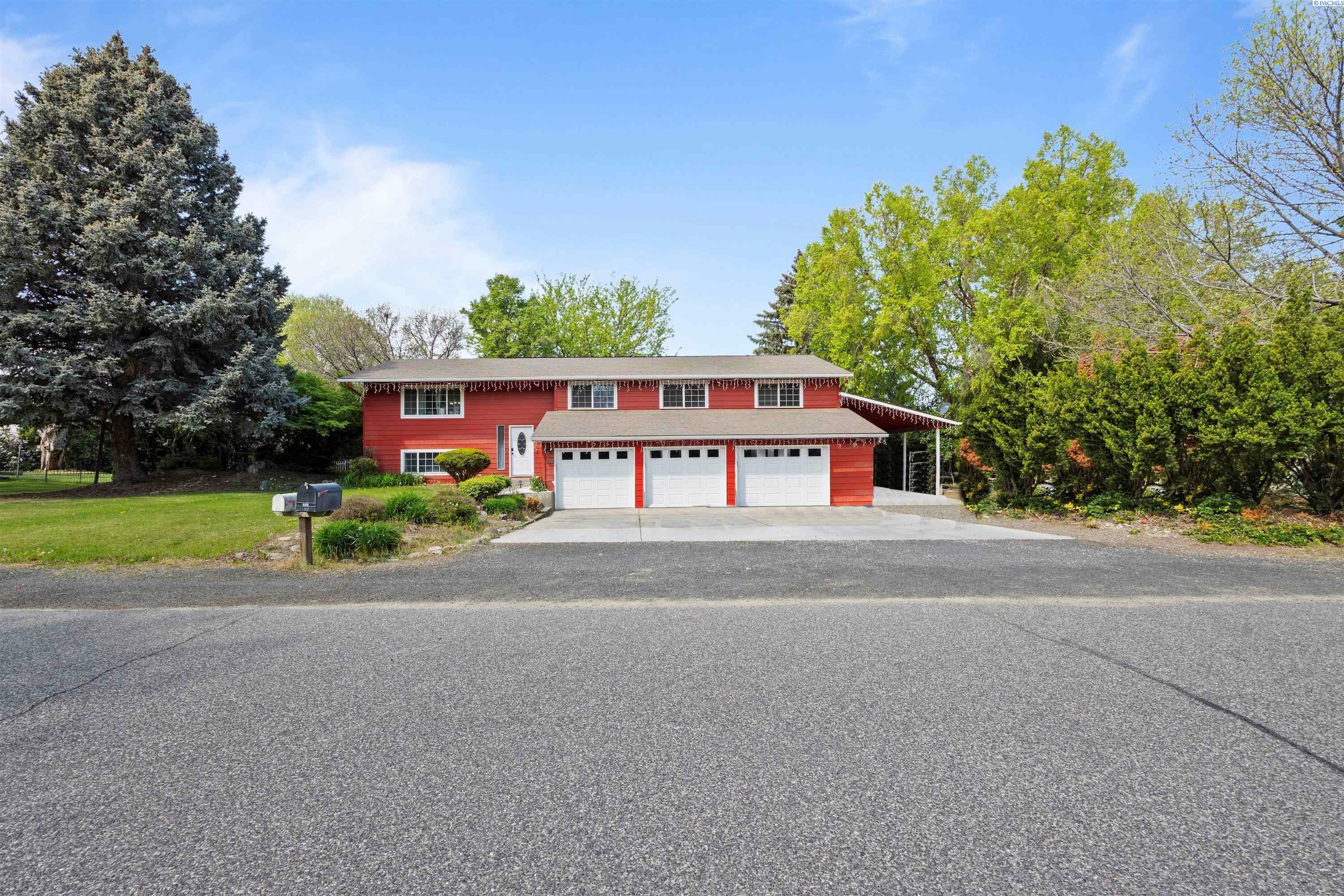 Property Photo:  508 S Wilson St  WA 99336 