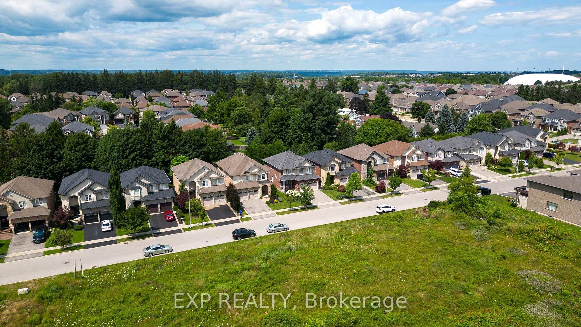 Property Photo: 36 Secinaro Avenue ON L9G 0C6