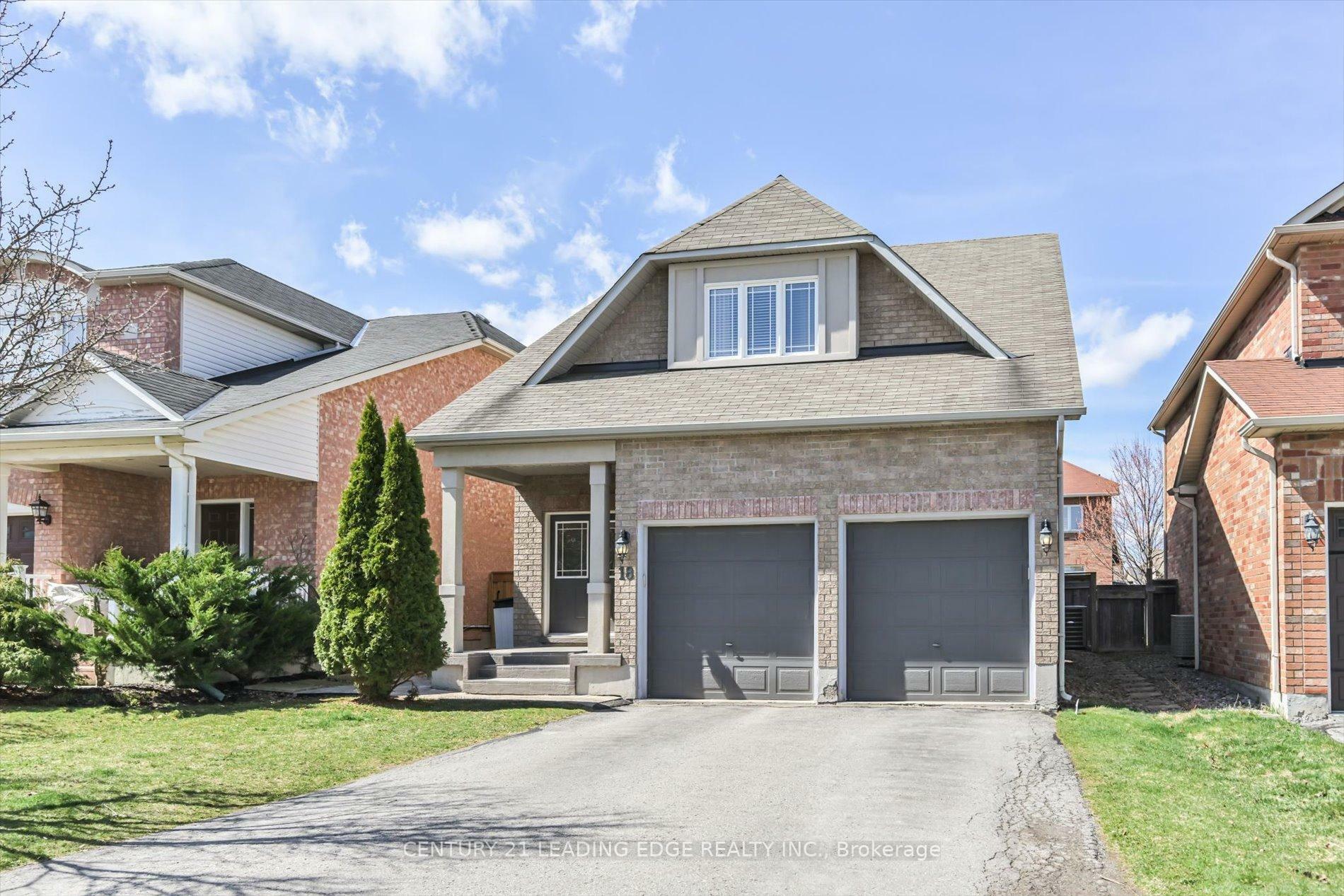 Property Photo: 18 Kerr Lane ON L4G 0E5