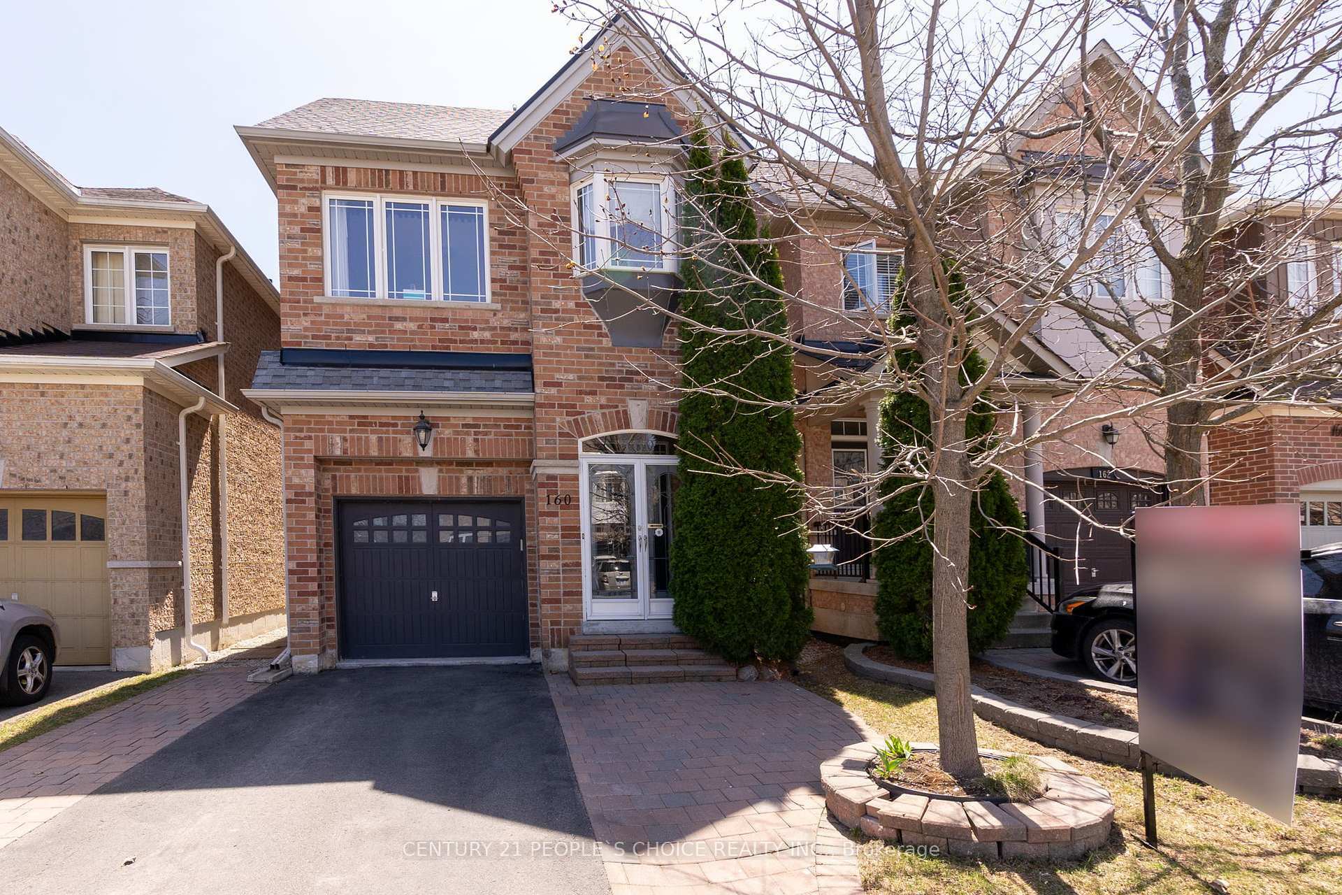 160 Carrier Crescent  Vaughan ON L6A 0T2 photo