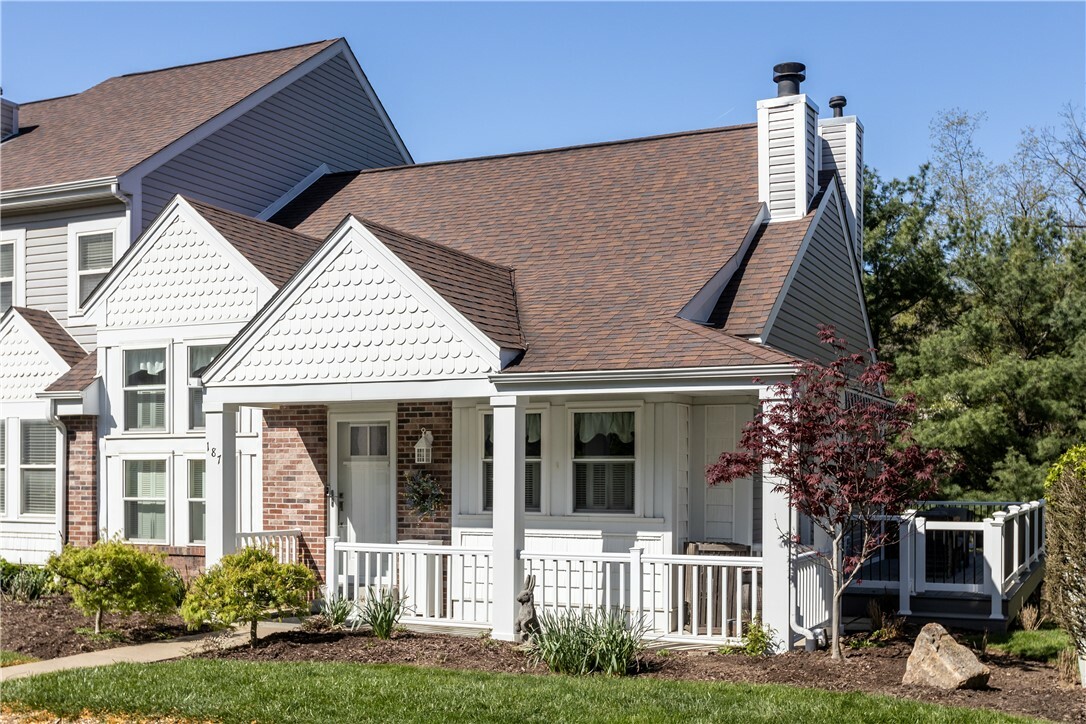 Property Photo: 187 Old Village Lane PA 15102