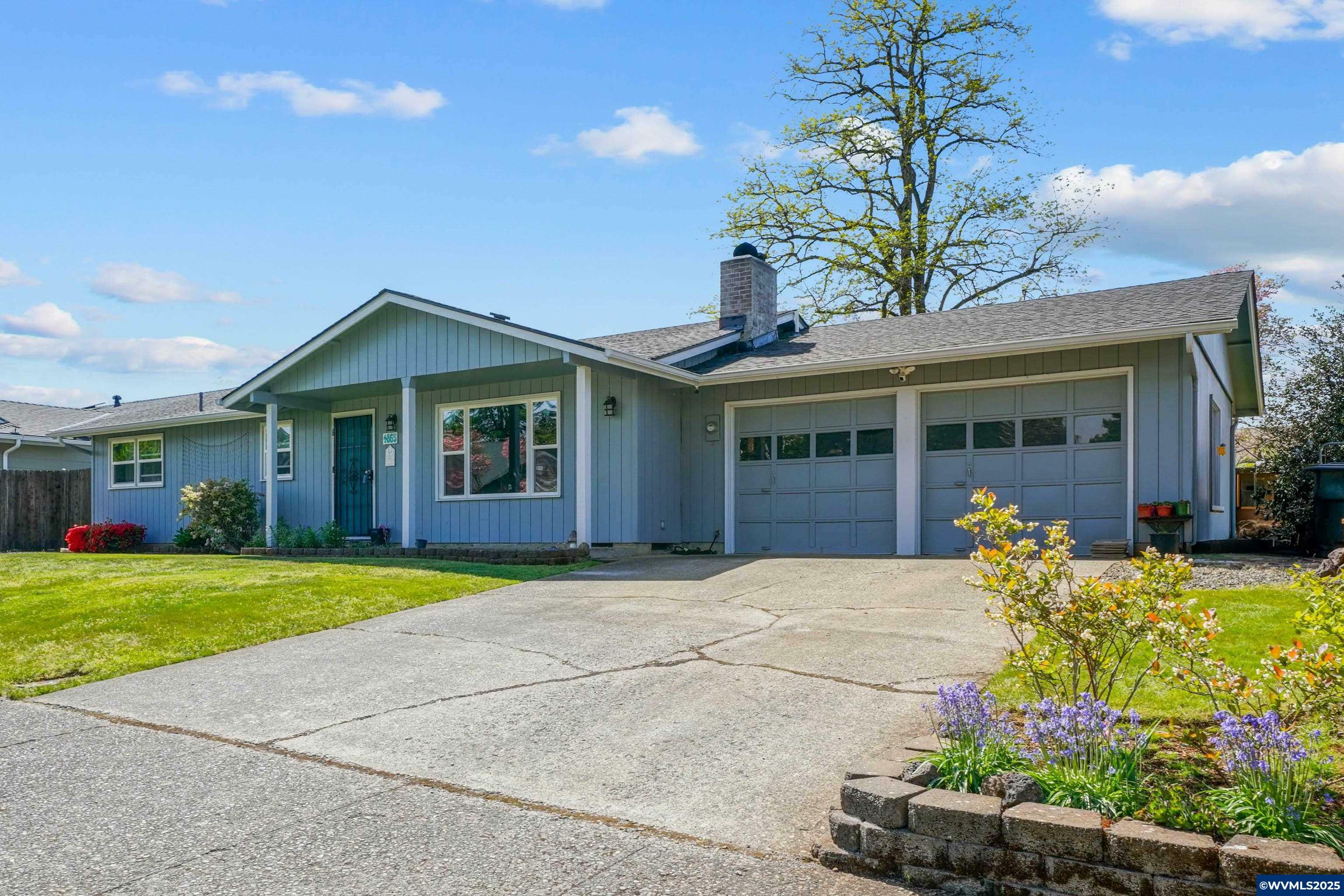 Property Photo: 4865 Pullman Av SE OR 97302