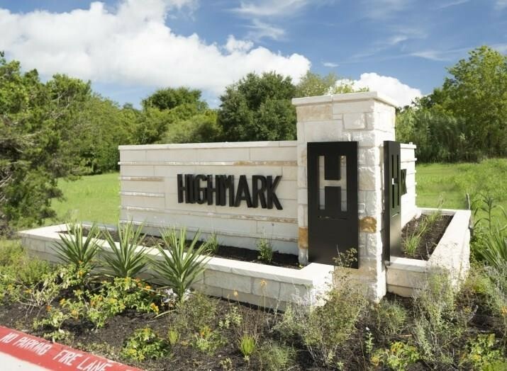 Property Photo: 213 Bridgeford Drive TX 78745