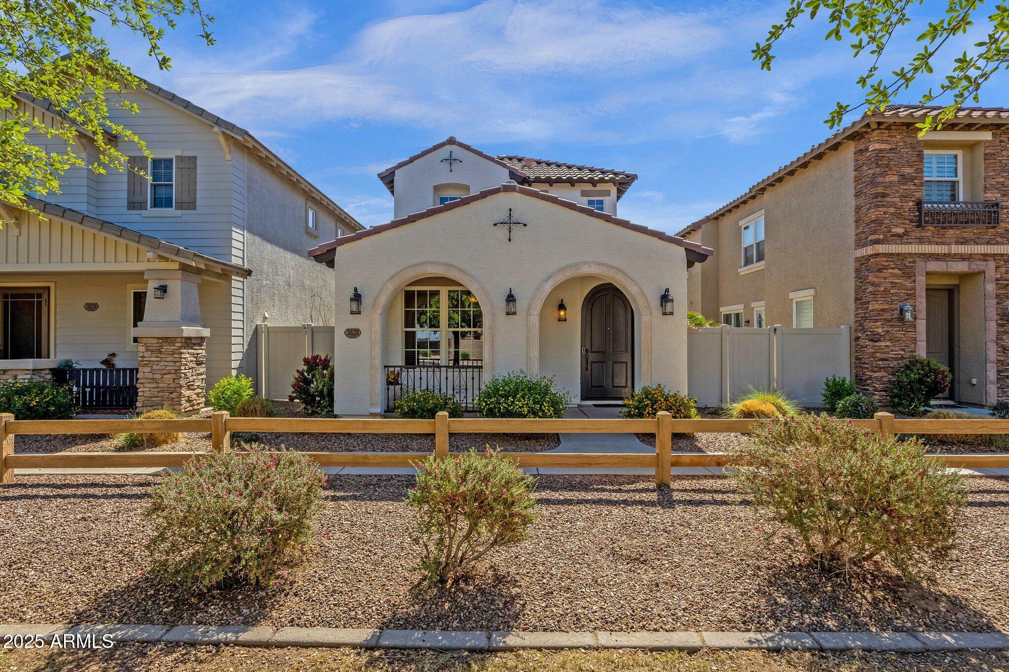 Property Photo: 3828 S Verbena Avenue AZ 85297