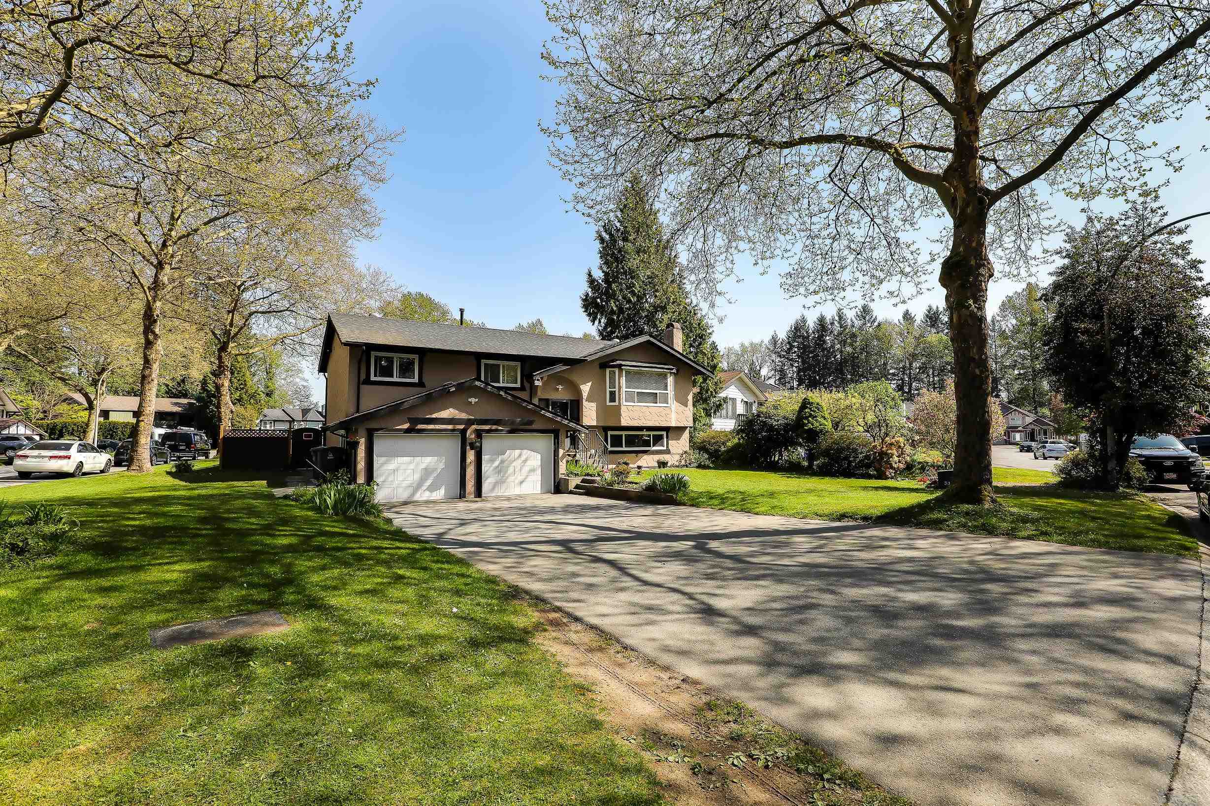 Property Photo:  8922 Edinburgh Drive  BC V3V 7C2 