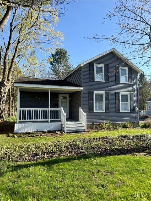 Property Photo:  807 Hannibal Street  NY 13069 