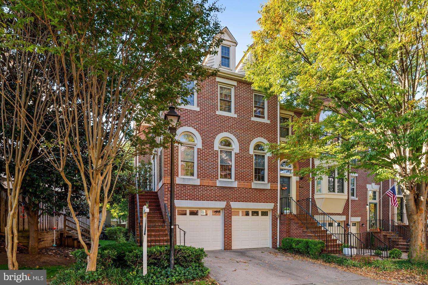 Property Photo: 3900 Charles Avenue VA 22305