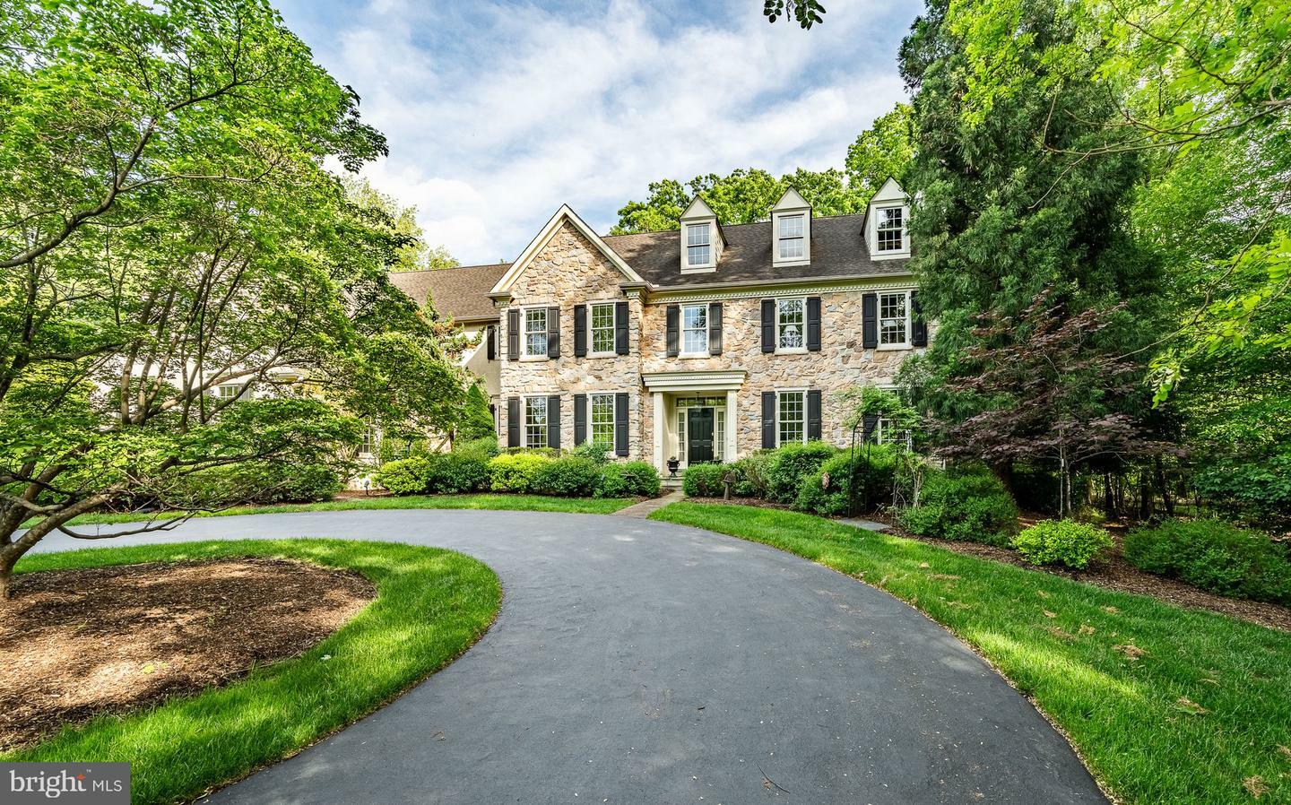 26 Greenbriar Circle  Malvern PA 19355 photo