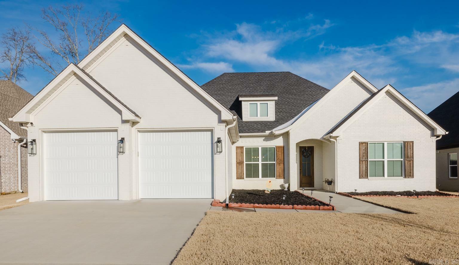 Property Photo: 7424 Northwood Drive AR 72019