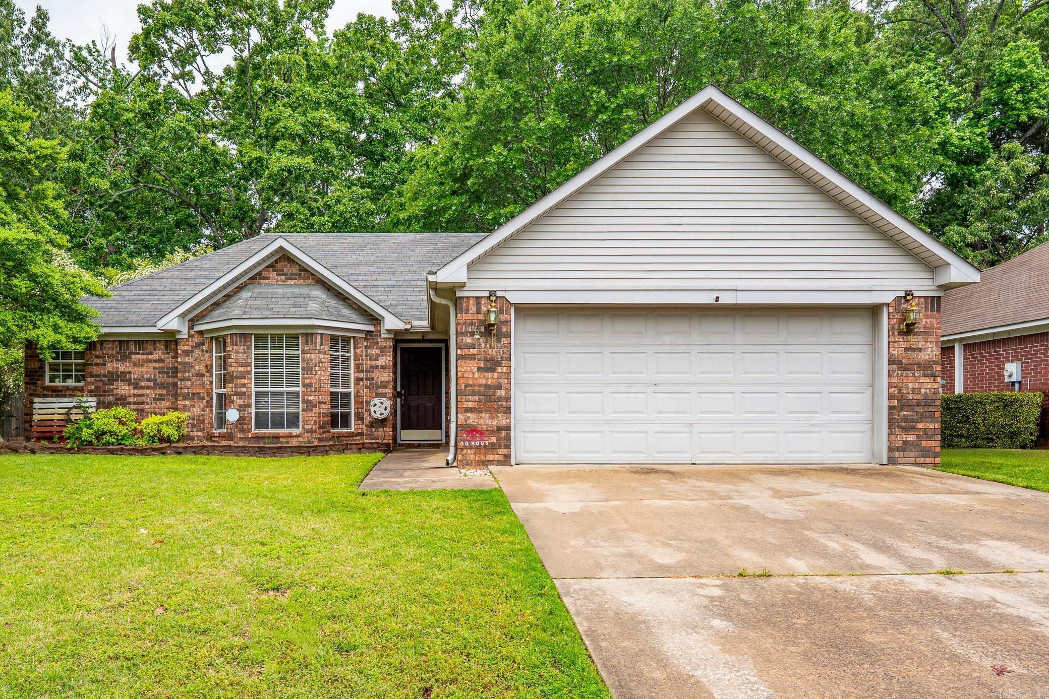 Property Photo: 1035 Montana Drive AR 72034