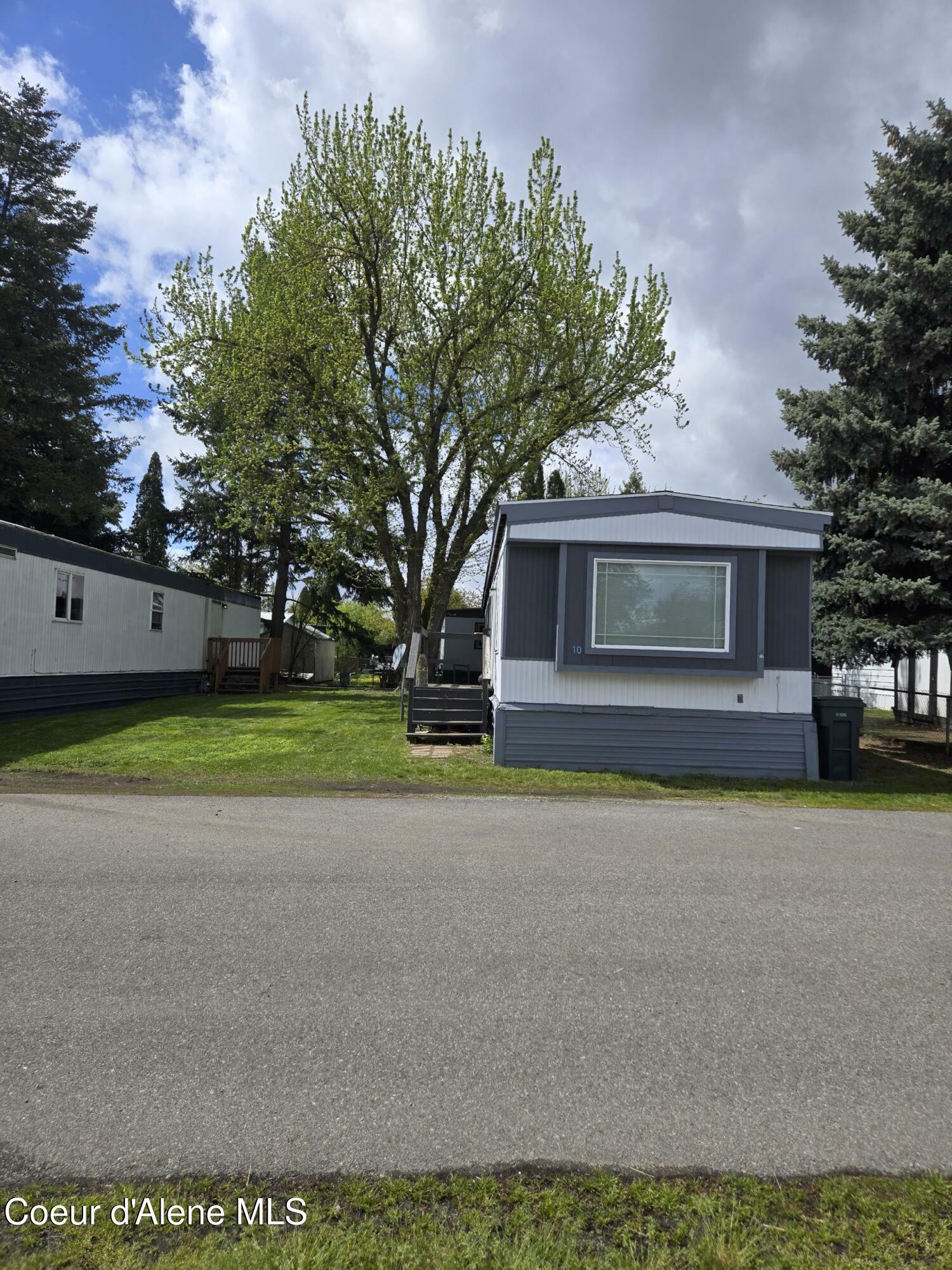 Property Photo: 1952 E 12th Ave #10 ID 83854