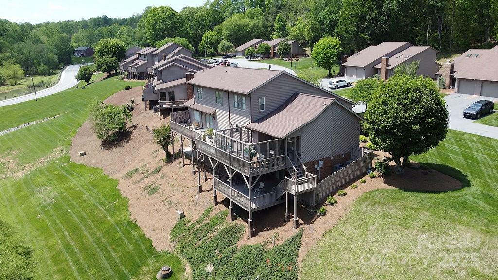 Property Photo: 1550 Ivy Trace NC 28697