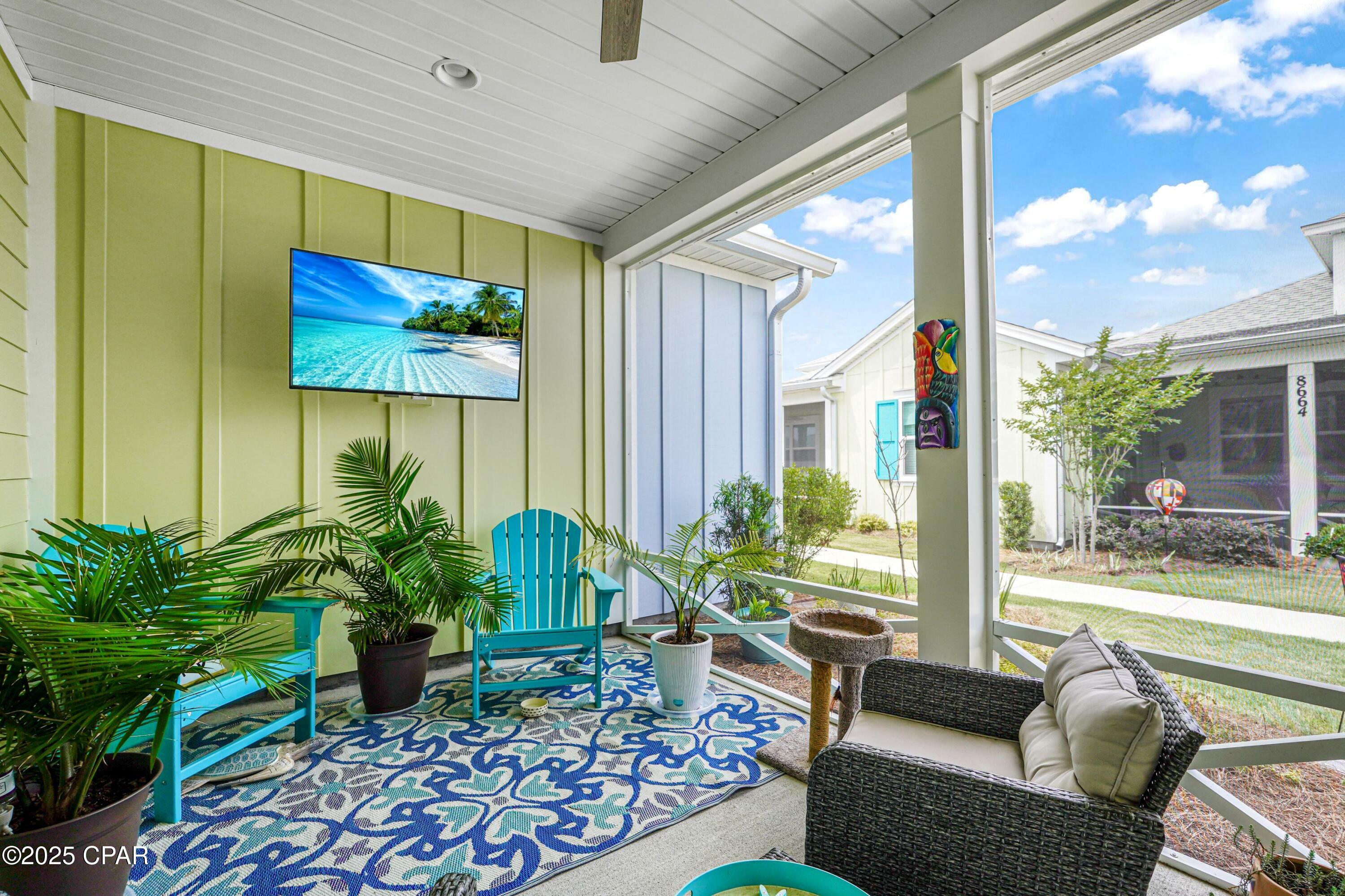 Property Photo: 8658 Shell Sink Drive FL 32413