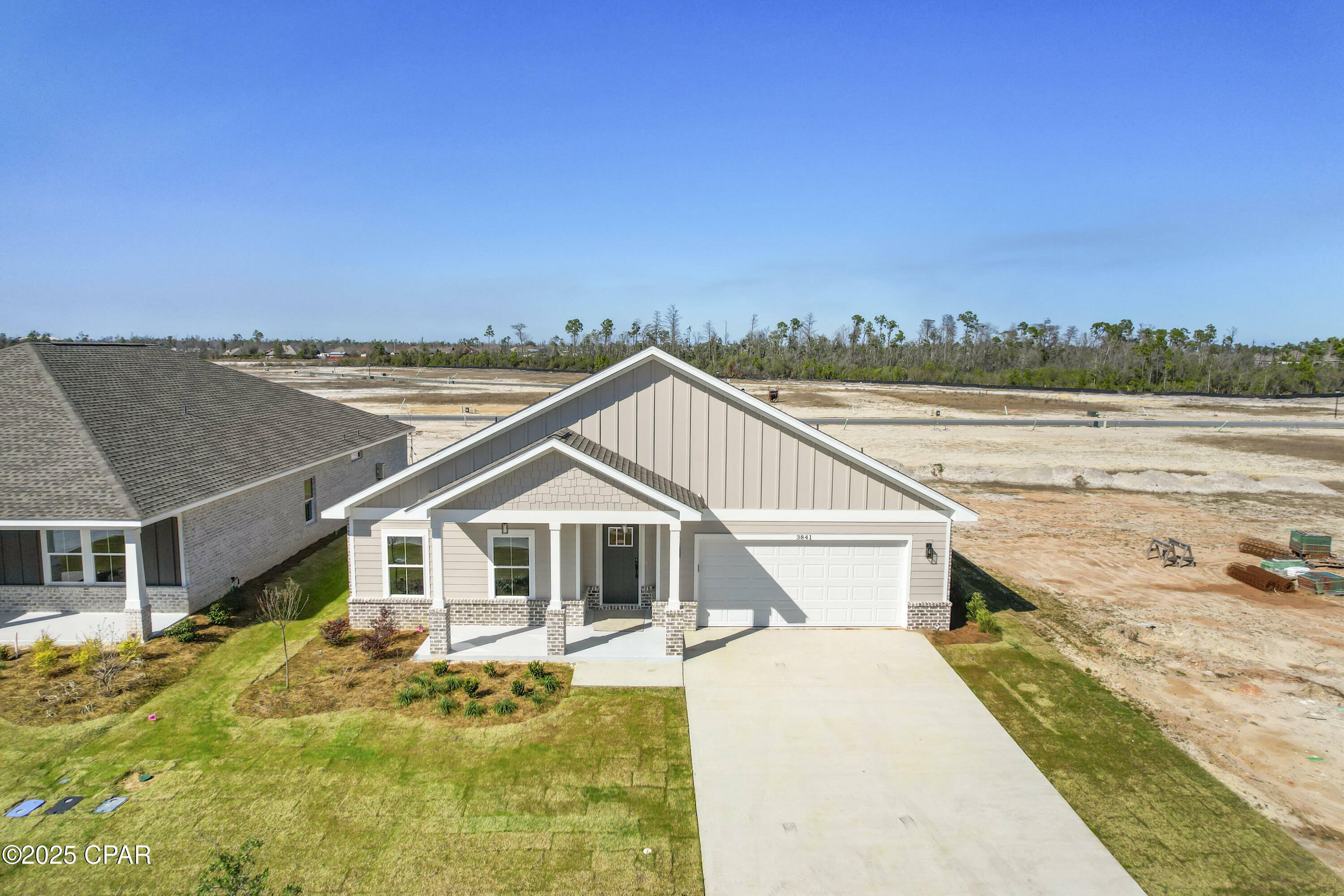 Property Photo: 3841 Red Deer Circle FL 32404