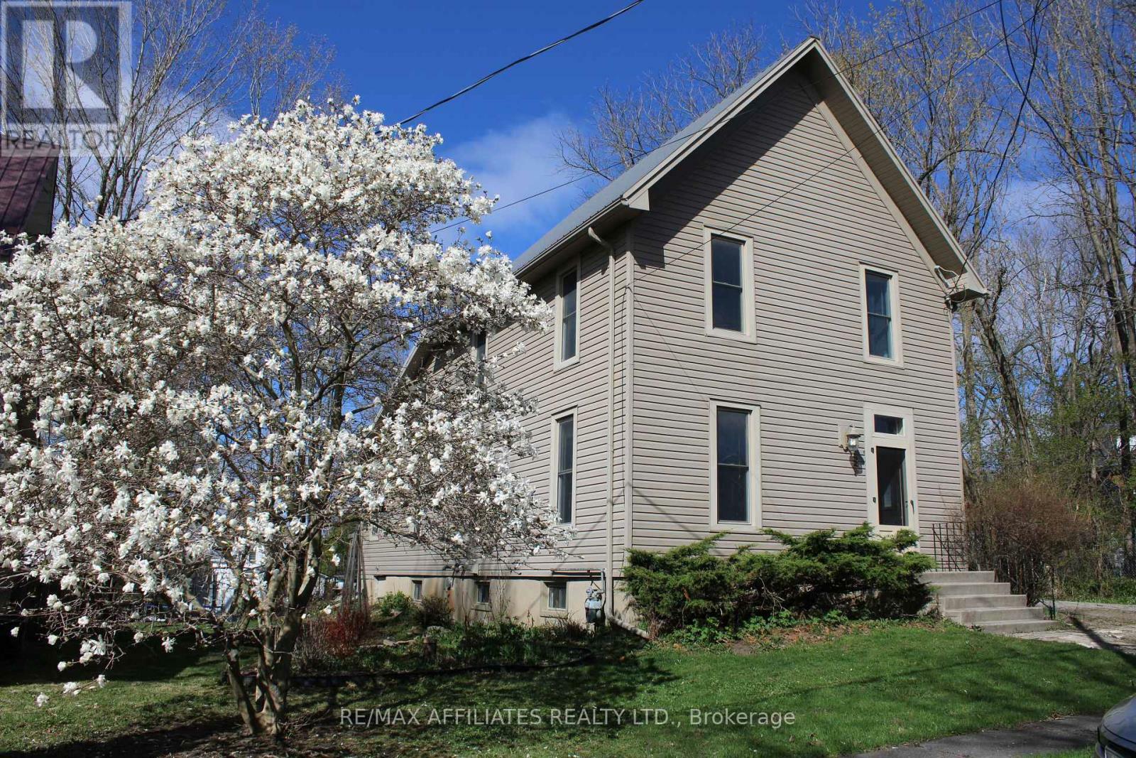 Property Photo: 2 Isaac Street ON K0E 1B0