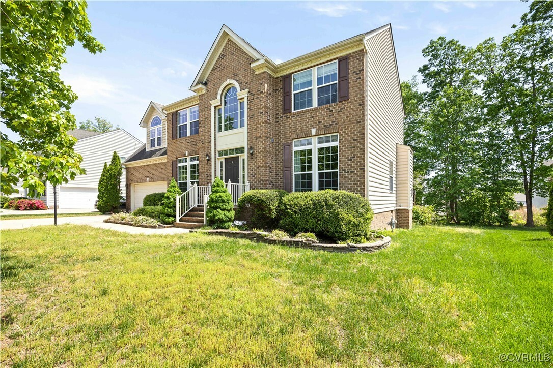 Property Photo: 3713 Spratling Way VA 23237