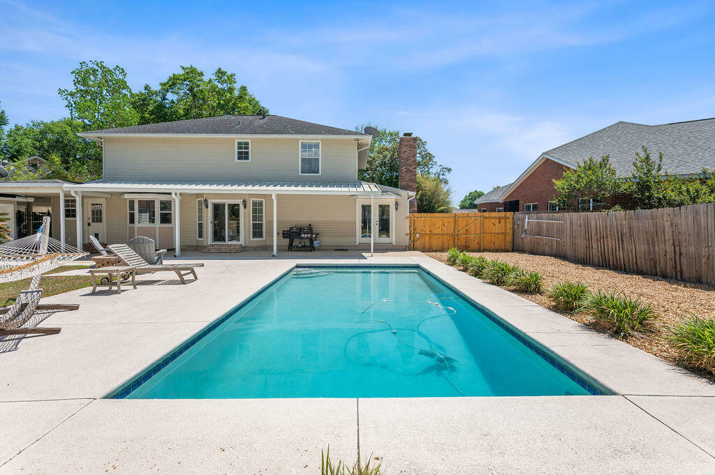 Property Photo: 1456 The Crossings FL 32578