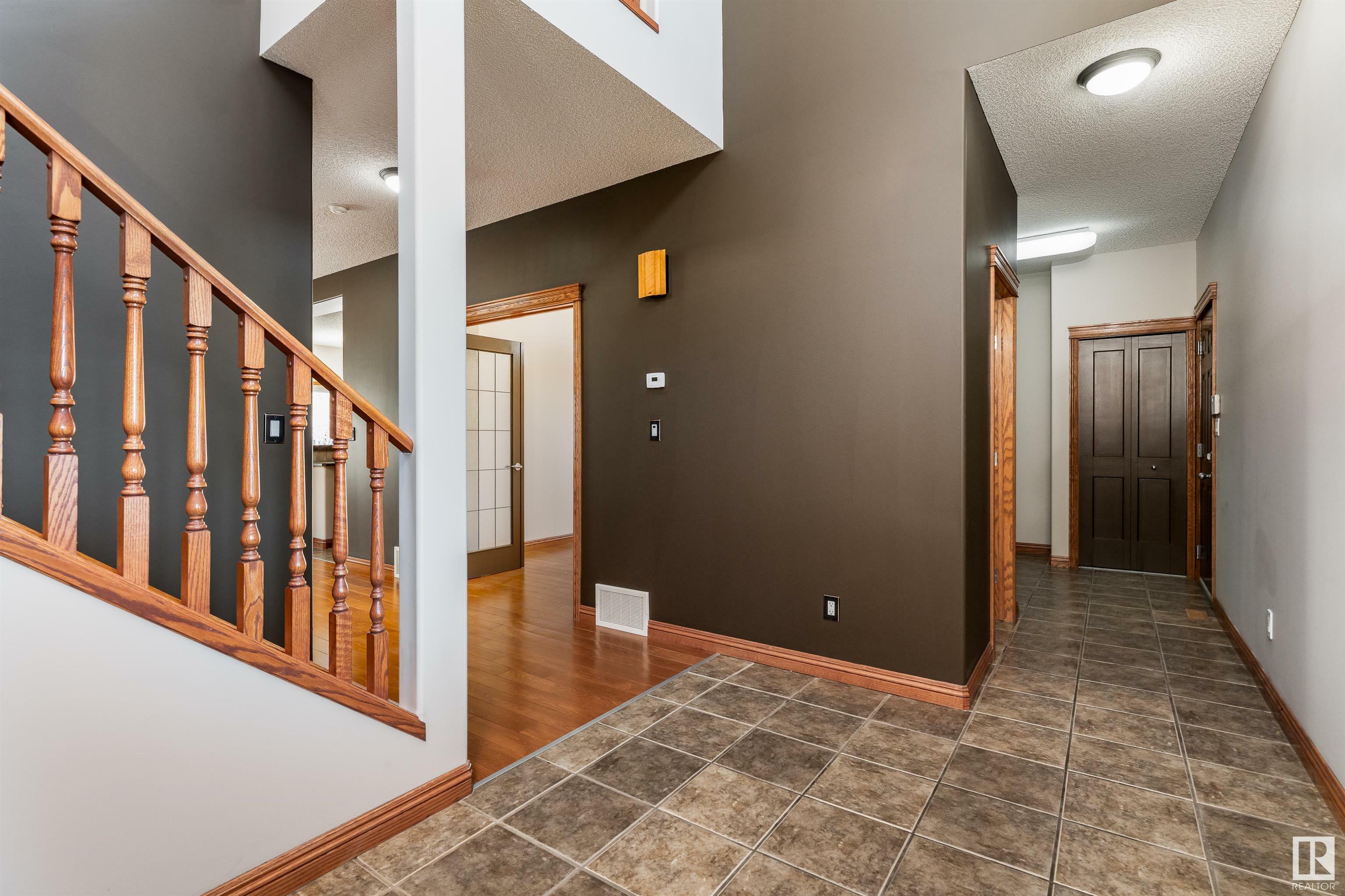 Property Photo:  2183 Haddow Drive NW  AB T6R 3M6 