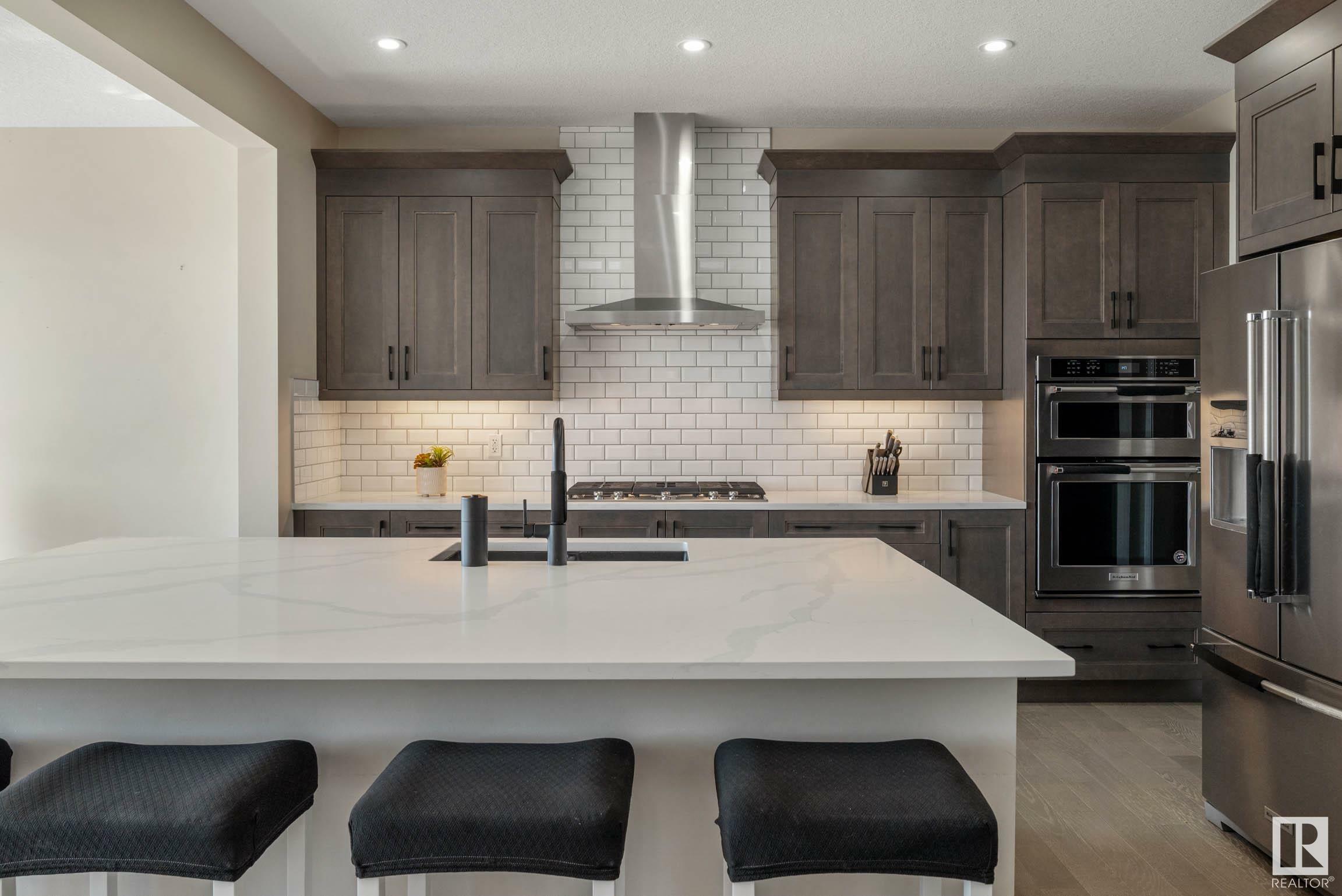 Property Photo: 22357 92A Avenue NW AB T5T 7P3