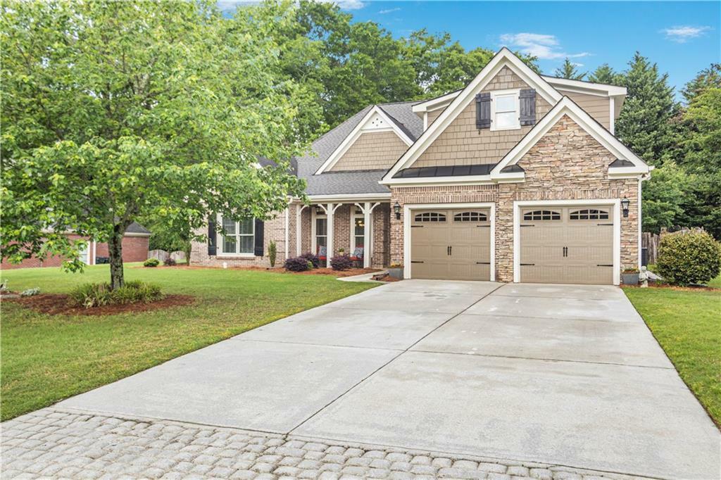 Property Photo: 1593 Fredricksberg Drive GA 30052