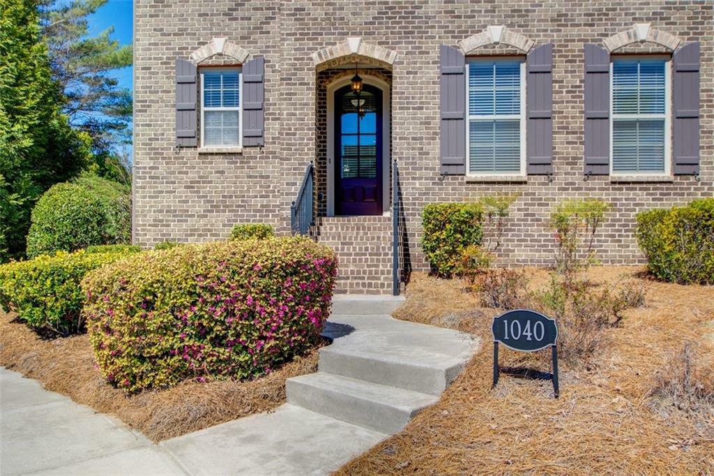 Property Photo: 1040 Peyton View Court GA 30004