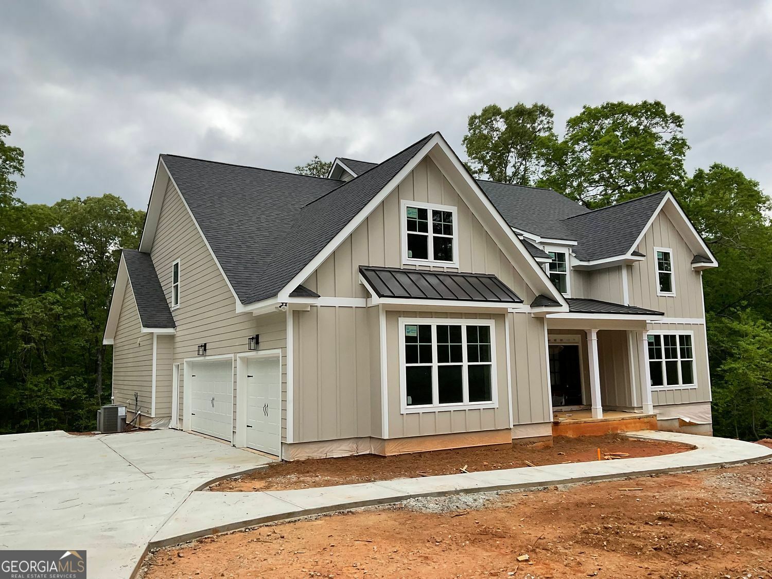 Property Photo: 6861 Ga Hwy 5 GA 30135