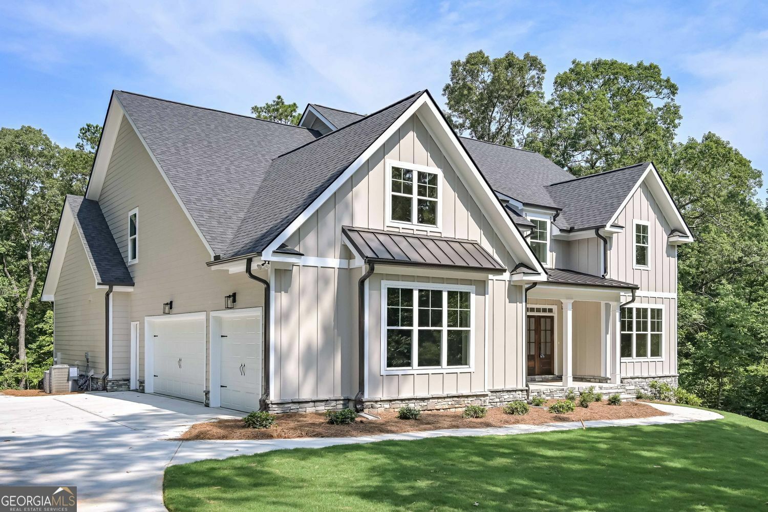 Property Photo: 6861 Ga Hwy 5 GA 30135