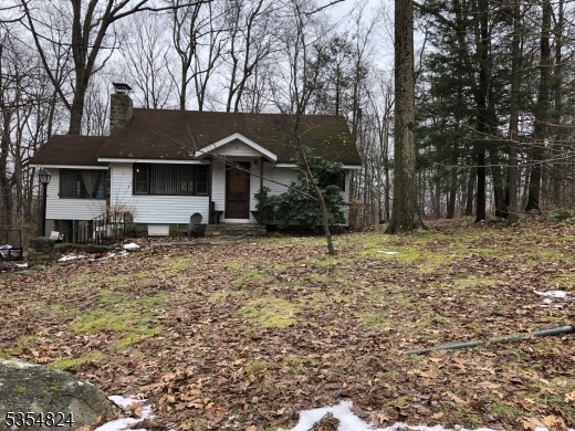 Property Photo: 218 Wawayanda Rd NJ 07422