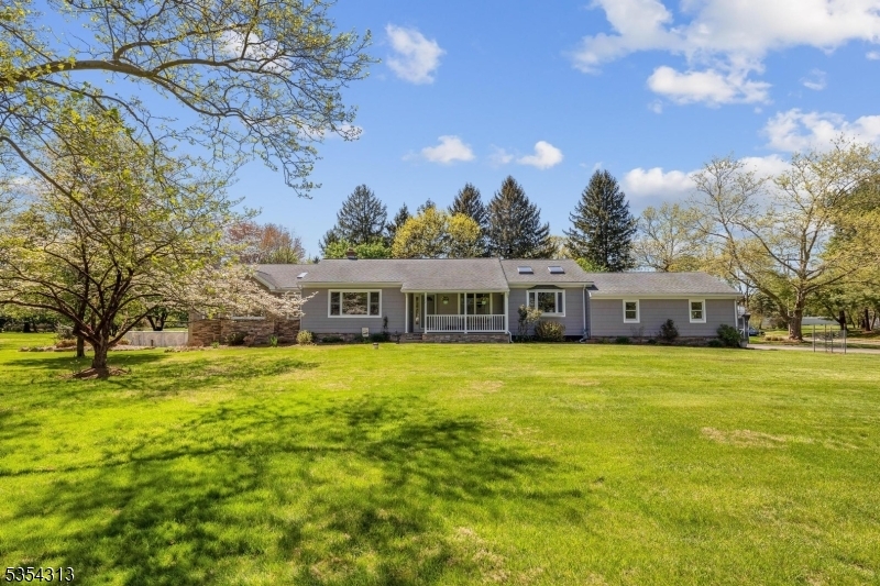 2 Glenn Rd  Raritan Twp. NJ 08822 photo